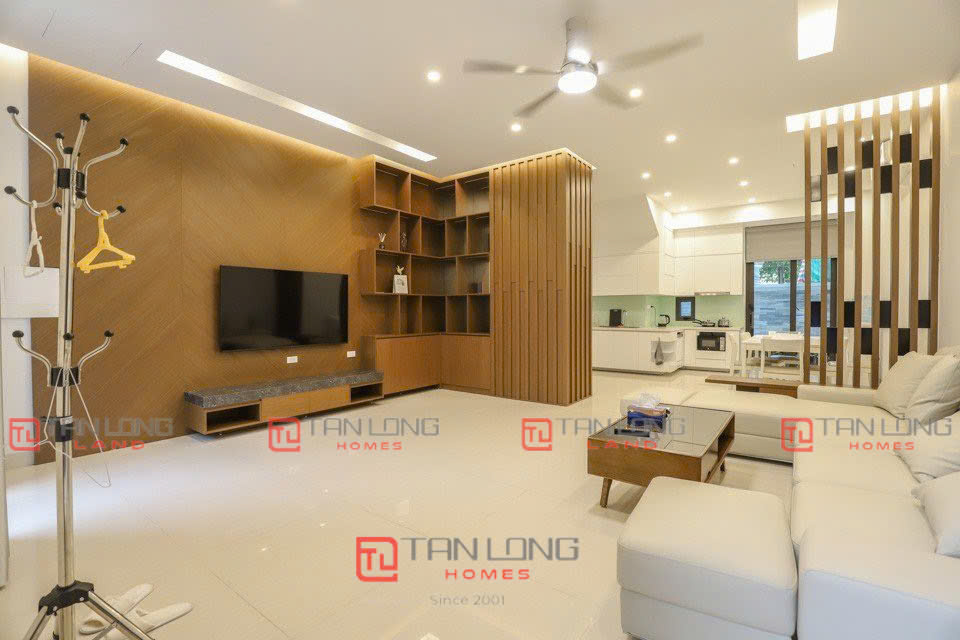 Chính chủ cho thuê liền kề Vinhomes The Harmony DT 90m2 full đồ mới view hồ điều hoà