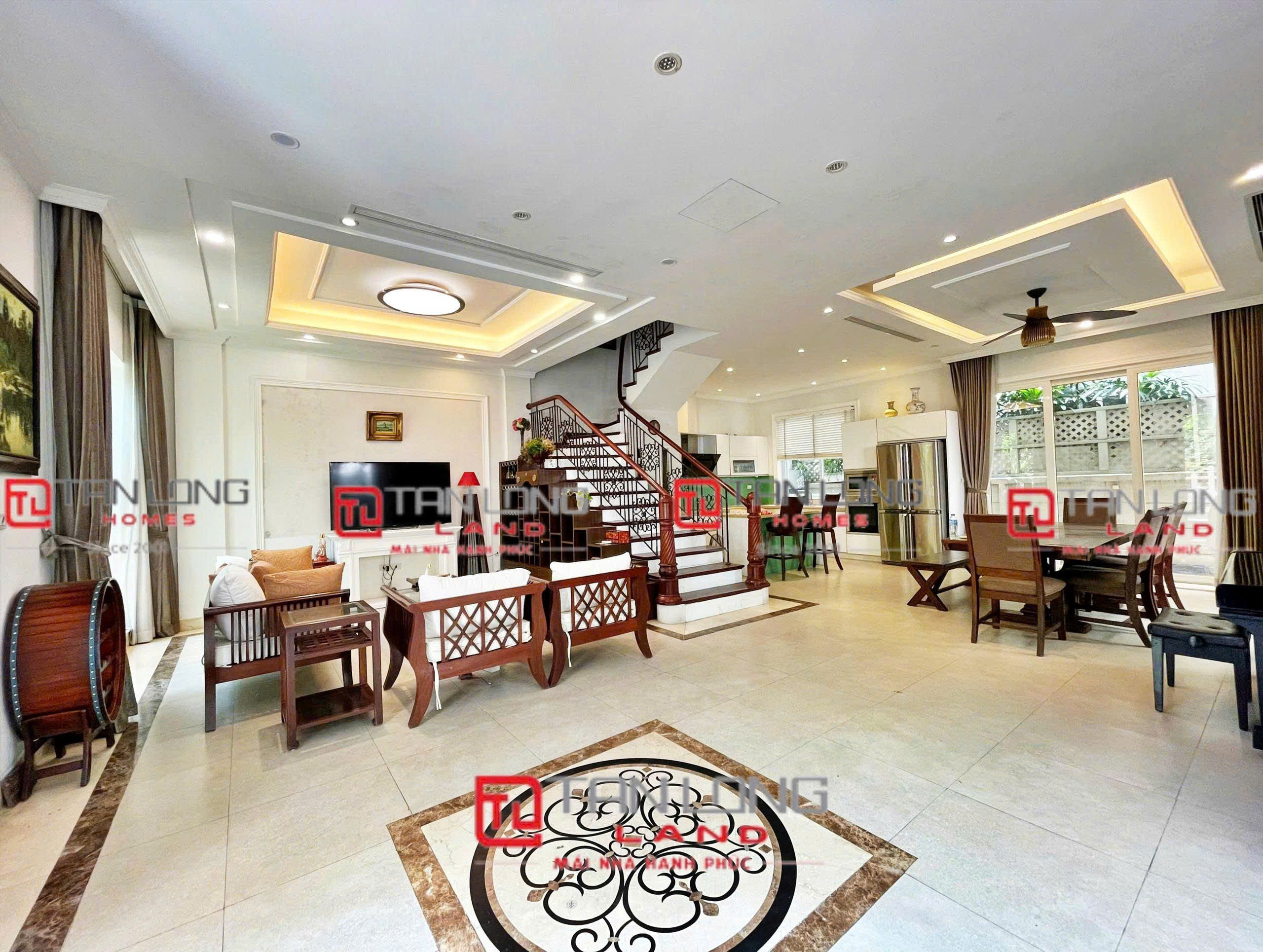 Cho thuê biệt thự song lập tiểu khu Anh Đào Vinhomes Riverside - DT: 161m2 đầy đủ nội thất - Không có sông sau nhà