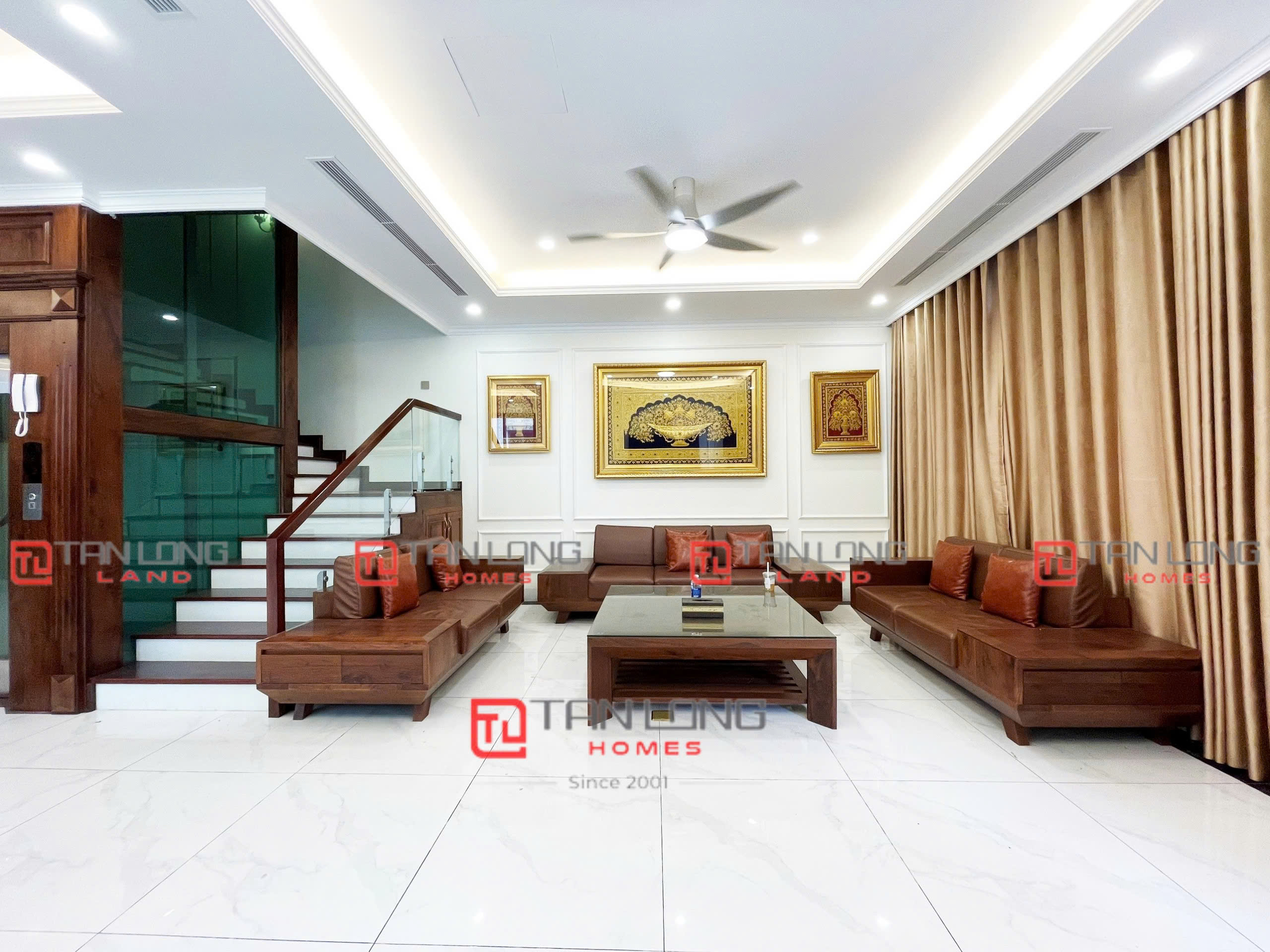 Cho thuê biệt thự song lập Vinhomes The Harmony view hồ điều hoà DT 186m2 full nội thất, có thang máy